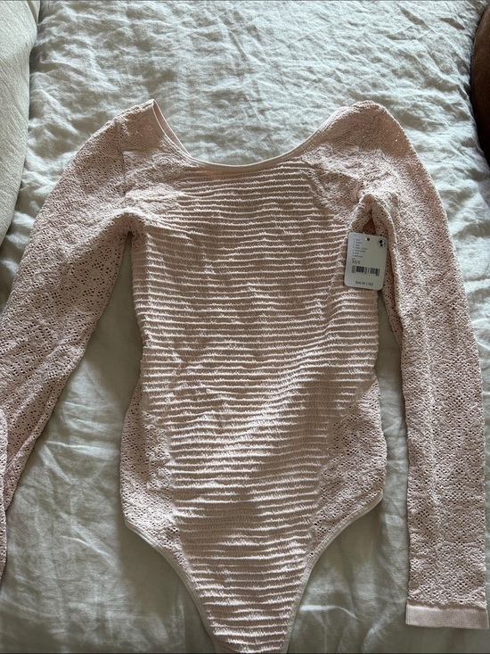 Free People Tops - BRAND NEW Free People light Pink Ribbed Lace-Sleeve Bodysuit